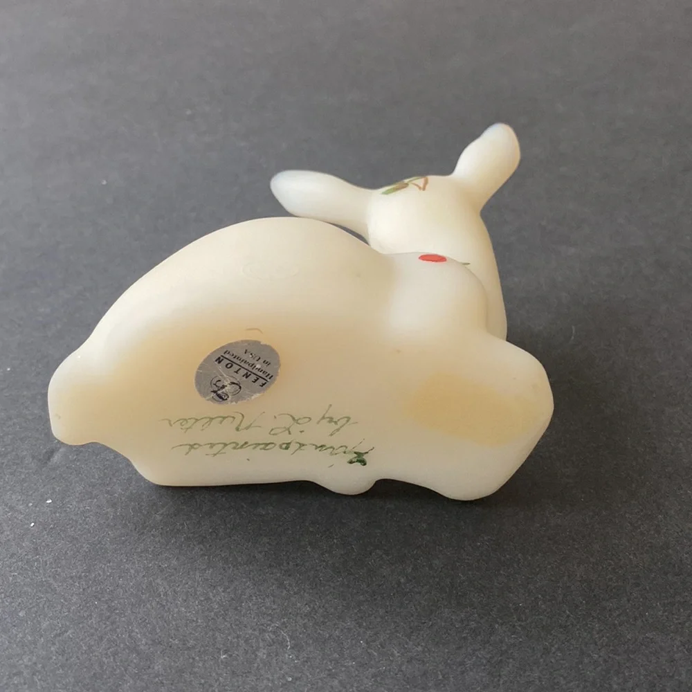 Vintage Fenton Deer Twining Ivory Satin Glass Christmas Hand Painted Gold Collar - Picture 5 of 9